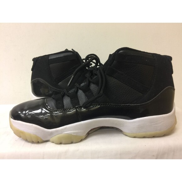 Nike Air Jordan 2010  Men size 10  Basketball Shoes Black/white/red main image 3
